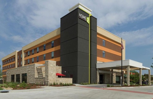 Fort Collins Hotel | Discover Home2 Suites By Hilton Fort Collins - Pet Friendly & Pool