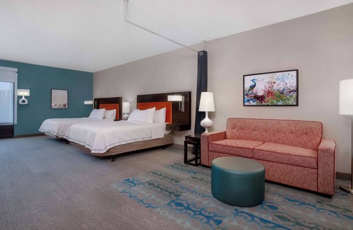 Gainesville Hotel | Stay at Home2 Suites by Hilton Gainesville Medical Center