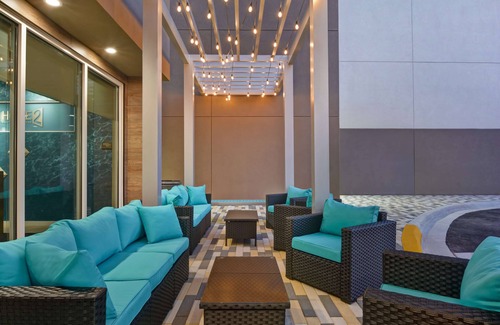 Ellinor Heights Hotel | Oceanfront Escape: Home2 Suites by Hilton Ormond Beach