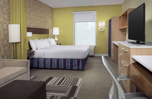 Summerville Hotel | Discover Home2 Suites by Hilton Summerville with Pool & Spa