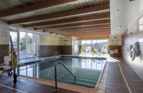 Church Street Hotel | Convenient Home2 Suites Atlanta with Pool and Pet Options