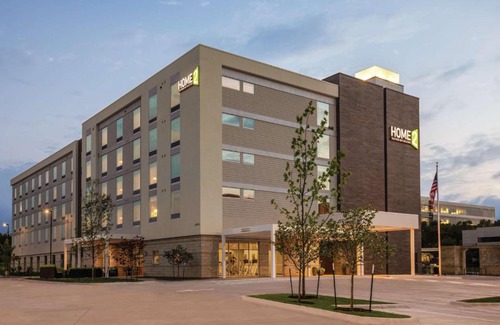 North Burnet Hotel | Home2 Suites by Hilton Austin North: Ideal for Families & Pets