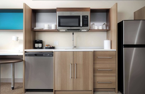 Franklin Hotel | Discover Home2 Suites by Hilton Boston Franklin - Rated 9.6