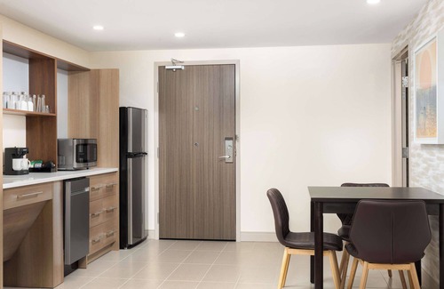 Franklin Hotel | Discover Home2 Suites by Hilton Boston Franklin - Rated 9.6