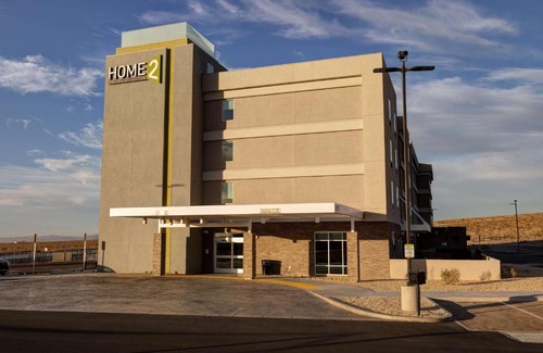 Barstow Hotel | Pet-Friendly Retreat at Home2 Suites by Hilton Barstow