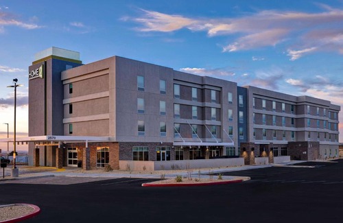 Barstow Hotel | Pet-Friendly Retreat at Home2 Suites by Hilton Barstow