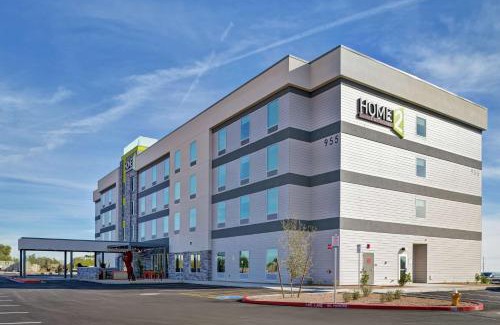 Sundance Hotel | Pet-Friendly Home2 Suites in Buckeye, Rated 9/10 by Guests