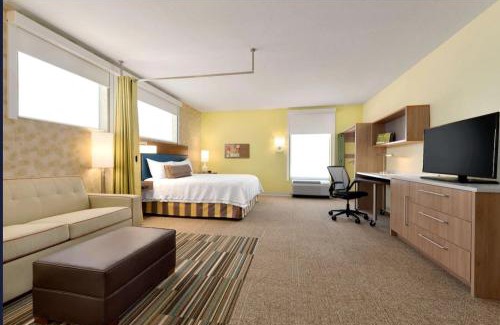 Beachwood Hotel | Pet-Friendly Retreat at Home2 Suites By Hilton Beachwood