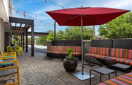 North Charleston Hotel | Pet-Friendly Home2 Suites by Hilton near Charleston Airport