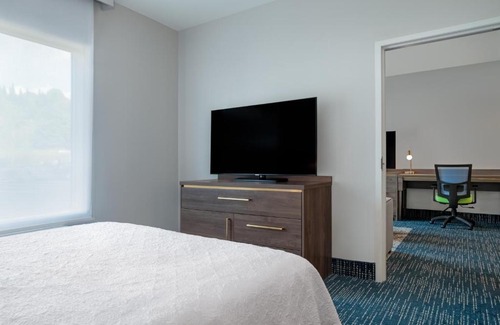 Huntsville Hotel | Discover Home2 Suites By Hilton Huntsville - Pet Friendly & Pool
