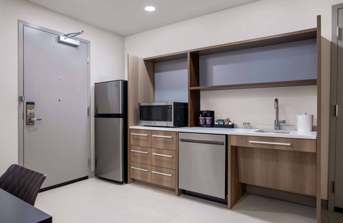 Calhoun Hotel | Family-Friendly Home2 Suites in Calhoun with Pool & Kitchen