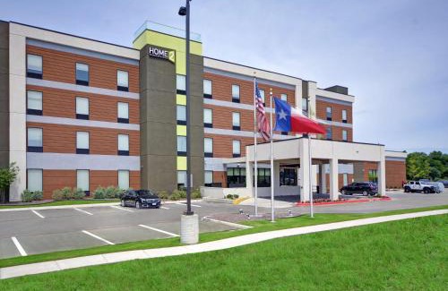 DeSoto Hotel | Discover Home2 Suites by Hilton Dallas Desoto - Pet Friendly Stay