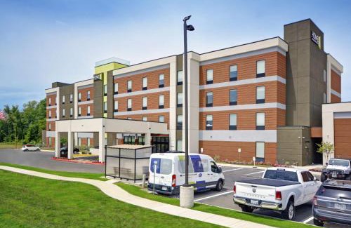DeSoto Hotel | Discover Home2 Suites by Hilton Dallas Desoto - Pet Friendly Stay