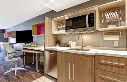 Southwest Edmonton Hotel | Eco-Friendly Home2 Suites by Hilton Edmonton South