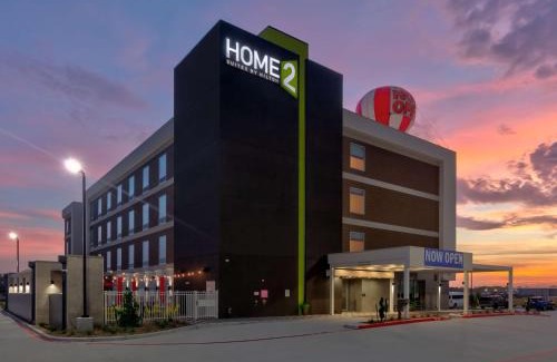 El Campo Hotel | Pet-Friendly Home2 Suites by Hilton El Campo with Ocean View