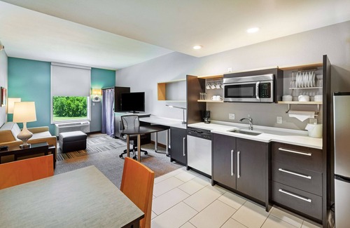 Gonzales Hotel | Eco-Friendly Retreat at Home2 Suites by Hilton Gonzales