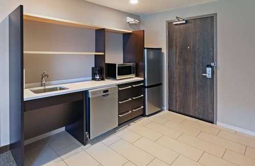Gonzales Hotel | Eco-Friendly Retreat at Home2 Suites by Hilton Gonzales
