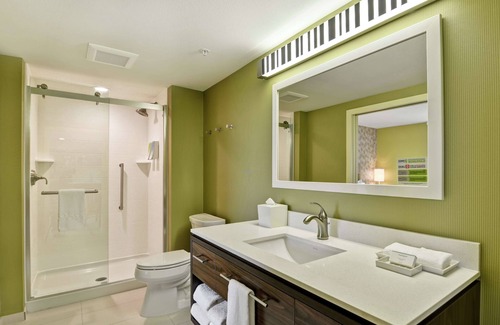 Helena Hotel | Top-Rated Home2 Suites by Hilton Helena with Pool & Kitchen