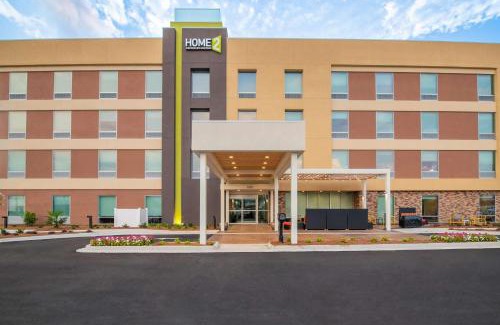 Kingsland Hotel | Pet-Friendly Retreat at Home2 Suites by Hilton Kingsland