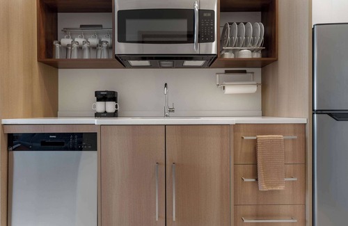 Kokomo Hotel | Discover Home2 Suites By Hilton Kokomo: Family-Friendly Retreat