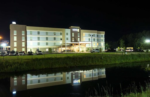 Lake City Hotel | Explore Home2 Suites by Hilton Lake City - Pet Friendly Stay