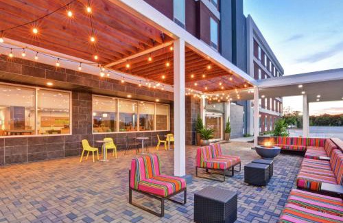 La Porte Hotel | Inviting Home2 Suites by Hilton La Porte with Oceanfront Perks