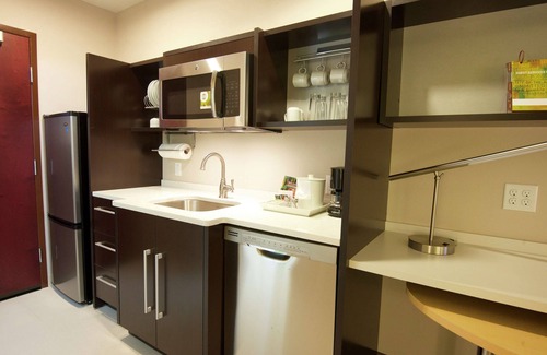 Lake City Hotel | Top-Rated Home2 Suites by Hilton Lake City with Pool & Spa