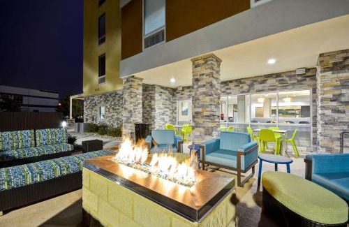 Maumee Hotel | Pet-Friendly Home2 Suites by Hilton in Maumee Toledo
