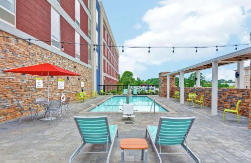 Meridian Hotel | Pet-Friendly Home2 Suites By Hilton Meridian with Pool Access
