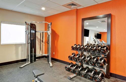 Meridian Hotel | Pet-Friendly Home2 Suites By Hilton Meridian with Pool Access