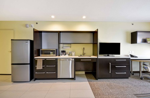 Vickery Meadow Hotel | Comfortable Home2 Suites by Hilton Near North Park Dallas
