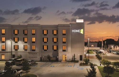 Lafayette Hotel | Inviting Home2 Suites by Hilton Parc Lafayette with Pool & Ocean View