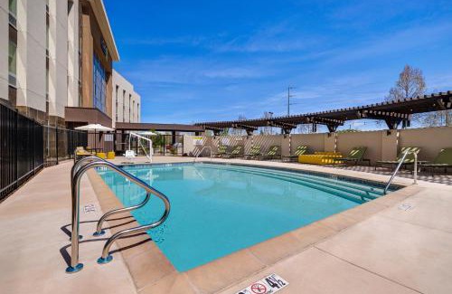 Petaluma Hotel | Exceptional Home2 Suites by Hilton Petaluma with Ocean Views