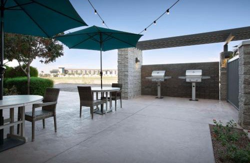 Chandler Hotel | Pet-Friendly Home2 Suites by Hilton Phoenix Chandler