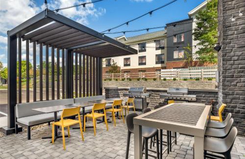 Reynoldsburg Hotel | Comfortable Stays at Home2 Suites By Hilton Reynoldsburg