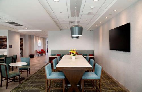 March Air Reserve Base Hotel | Inviting Home2 Suites by Hilton Near March Air Force Base