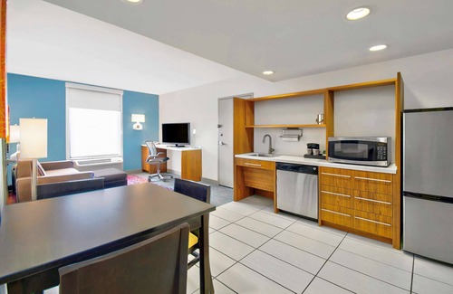 Rochester Hotel | Relax at Home2 Suites by Hilton Rochester Henrietta