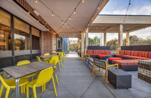 Southwest Raleigh Hotel | Pet-Friendly Home2 Suites Near Raleigh State Arena