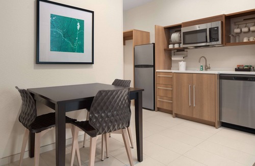 Rowlett Hotel | Inviting Home2 Suites by Hilton Rowlett Near Rockwall Marina