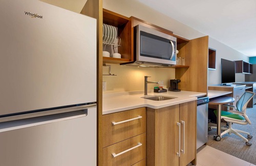 Saginaw Hotel | Convenient Home2 Suites by Hilton in Saginaw, MI