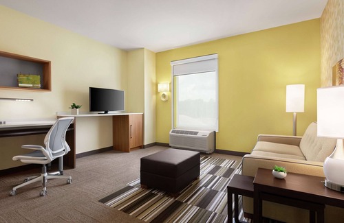 Pooler Hotel | Discover Home2 Suites by Hilton Savannah Airport with Pool & Breakfast