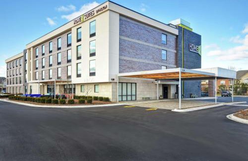 Taylor Hotel | Discover Home2 Suites by Hilton Taylor Detroit - Rated 8.7/10