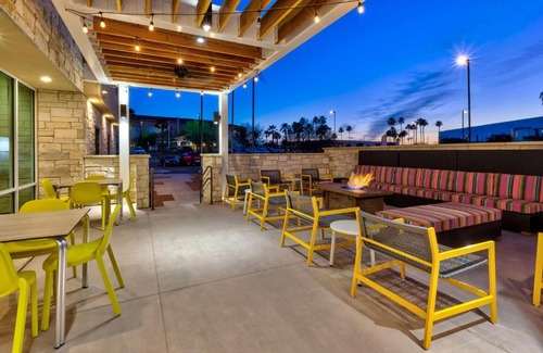 Tucson Hotel | Discover Home2 Suites by Hilton Tucson Airport - Pet Friendly