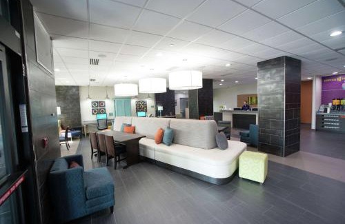 Tulsa Hotel | Discover Home2 Suites by Hilton Tulsa Hills - Pet Friendly Getaway