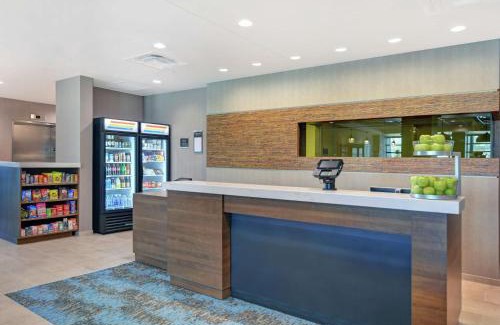 Bettendorf Hotel | Pet-Friendly Retreat at Home2 Suites by Hilton Bettendorf