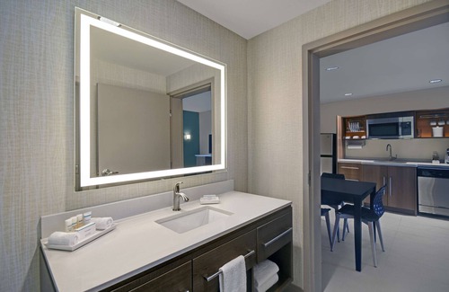 Blacksburg Hotel | Eco-Friendly Home2 Suites by Hilton Blacksburg with Pool