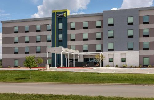 Brownwood Hotel | Explore Home2 Suites By Hilton Brownwood with Pool & Family Fun