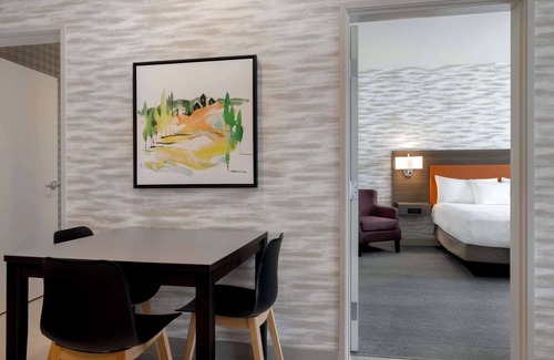 Brownwood Hotel | Exceptional Home2 Suites by Hilton Brownwood - Family Friendly