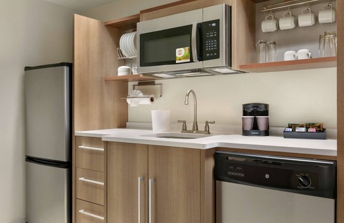 Chantilly Hotel | Relax at Home2 Suites by Hilton Chantilly Dulles Airport