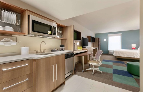 Chantilly Hotel | Relax at Home2 Suites by Hilton Chantilly Dulles Airport